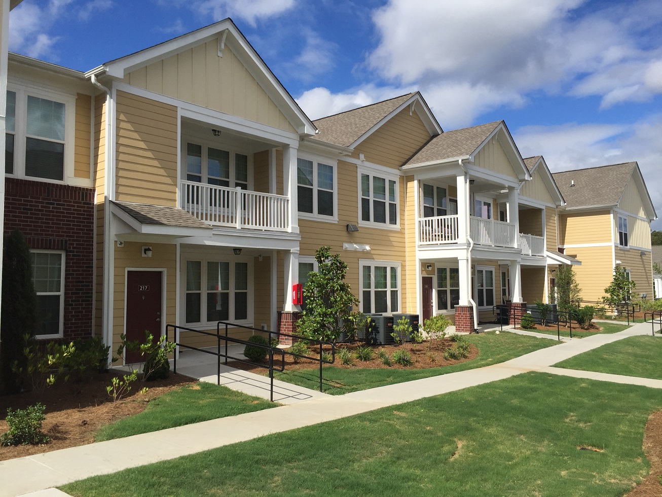 PointOne Holdings Acquires Springs at Chattanooga Apartments, a 260